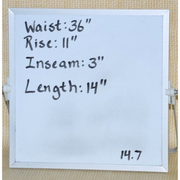 Old Navy Ladies Denim Cut Off Raw Hem Shorts Size 14 American Flag Embroidered - Picture 9 of 9